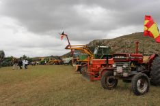 Foto 6 - Blocona acoge la I Concentración de Agricultores y sus Tractores de la Zona Sur
