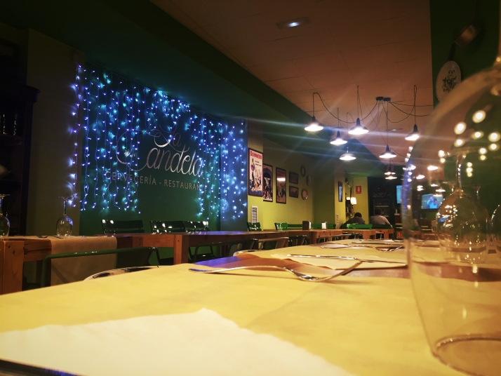 Cena y blues este sábado en La Candela