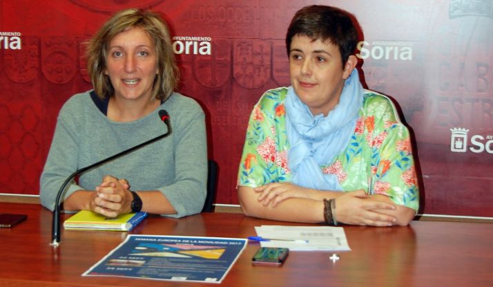 Yolanda Santos (izda.) y Ana Alegre.