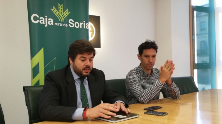 La Caja adquiere 250 nuevos carnets del Numancia para sus socios más jóvenes