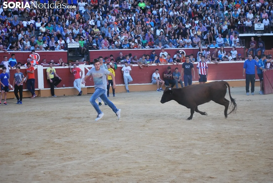 Buen ambiente en el coso de San Benito./SN