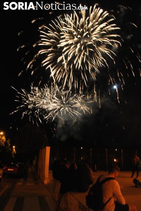 Imagen de los fuegos artificiales esta noche./SN