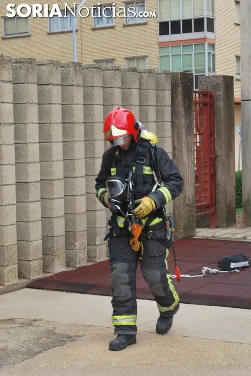Simulacro de rescate en el parque de bomberos este viernes./SN