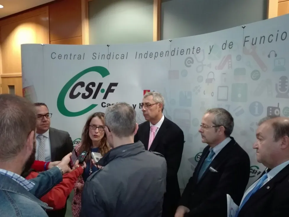 Responsables de CSIF, de la UBU y de la administración en la Jornada