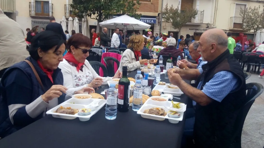 Foto 11 - Encierro y comida popular para el pen&uacute;ltimo d&iacute;a de San Miguel en &Aacute;greda