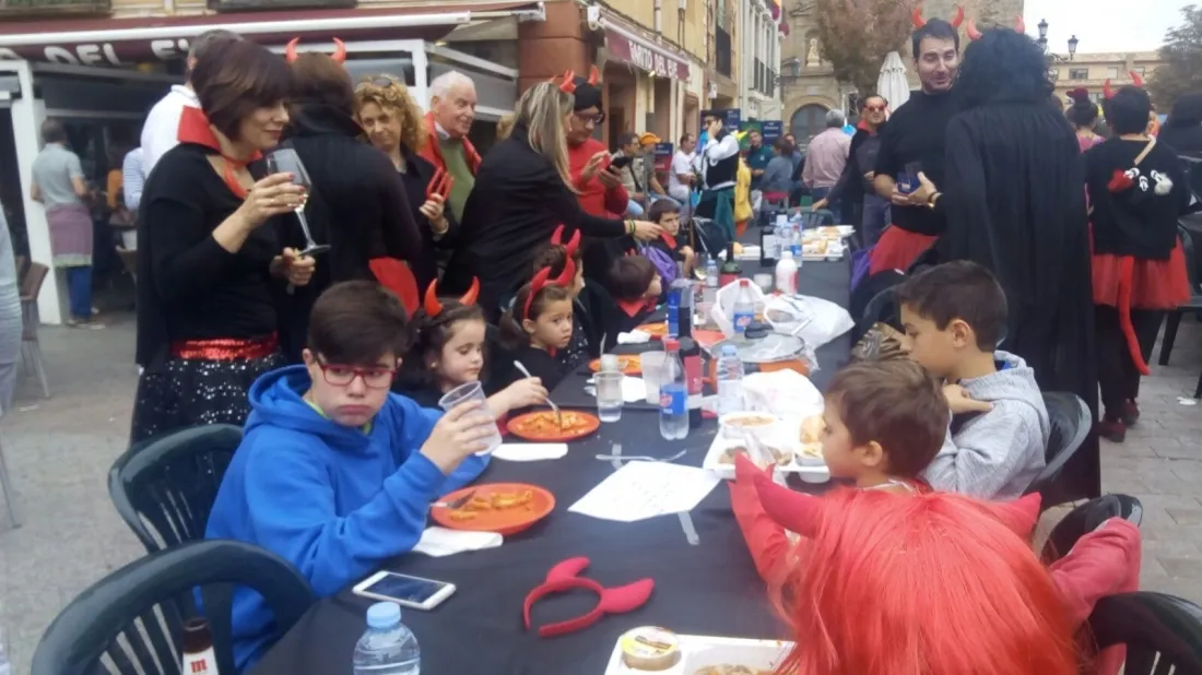 Foto 8 - Encierro y comida popular para el pen&uacute;ltimo d&iacute;a de San Miguel en &Aacute;greda