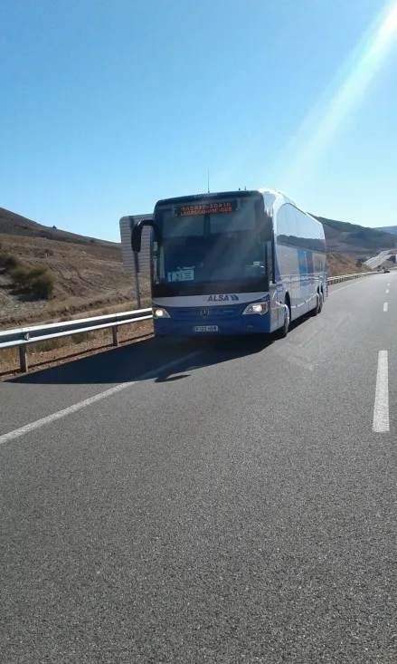 Foto 2 - Cortada la A-15 a la altura de Medinaceli por una falsa amenaza de bomba en un autob&uacute;s