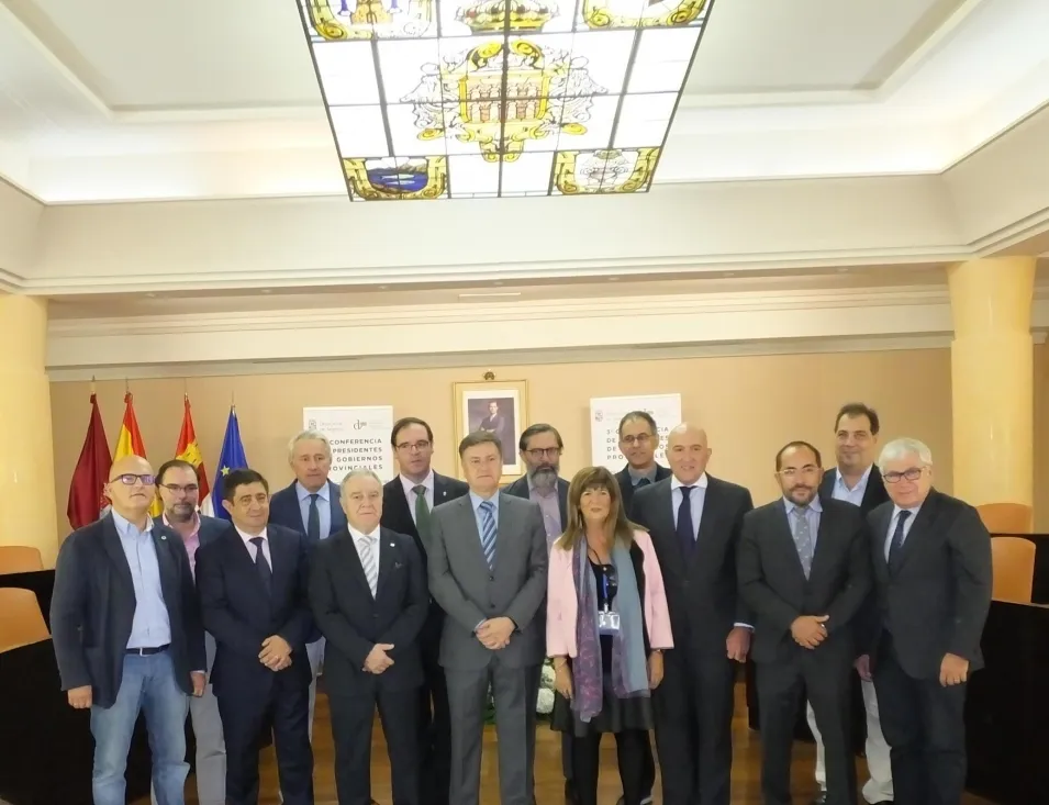 Tercera Conferencia de presidentes de gobiernos provinciales.
