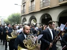 Foto 8 - Los gigantes y cabezudos llenan de color las calles de Soria