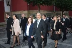 Procesión de San Saturio y traca en honor al Patrón.