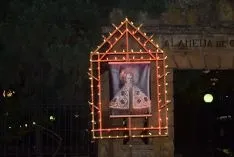 Procesión de San Saturio y traca en honor al Patrón.