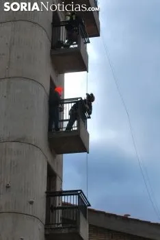 Simulacro de rescate en el parque de bomberos este viernes./SN