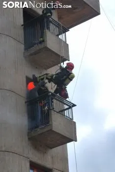 Simulacro de rescate en el parque de bomberos este viernes./SN