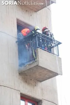 Simulacro de rescate en el parque de bomberos este viernes./SN