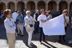 Concentración 'Hablamos, parlem'. /SN