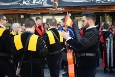 Foto 4 - Las tunas llenan de color el centro de Soria