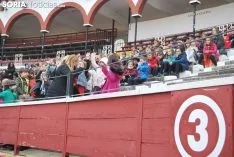 Imagen del ambiente en la plaza de toros este martes./SN