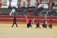 Imagen del ambiente en la plaza de toros este martes./SN