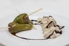 BAR RTE. ASADOR	ECUS	- Pimiento relleno de carne y salsa de boletus