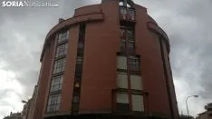 Banderas de España en las fachadas sorainas. SN