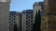 Banderas de España en las fachadas sorainas. SN