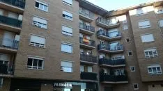 Banderas de España en las fachadas sorainas. SN
