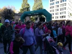 Foto 31 - Fotos: Multitudinaria Marcha contra el C&aacute;ncer en Soria
