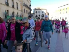 Foto 23 - Fotos: Multitudinaria Marcha contra el C&aacute;ncer en Soria