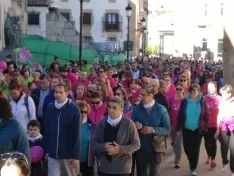 Foto 12 - Fotos: Multitudinaria Marcha contra el C&aacute;ncer en Soria