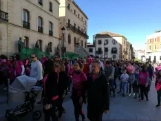 Foto 6 - Fotos: Multitudinaria Marcha contra el C&aacute;ncer en Soria