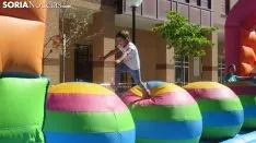 Juegos infantiles en la capital. SGC
