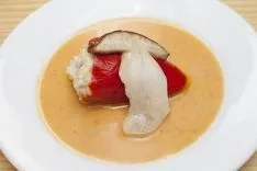 BAR	PATATA - Pimiento relleno de carrillera y boletus