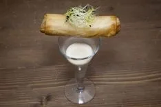 CAFÉ BAR	PLAZA 	-	Crujiente de boletus con crema de panceta
