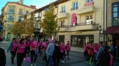 Foto 3 - Fotos: Multitudinaria Marcha contra el C&aacute;ncer en Soria