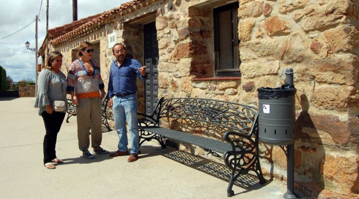 Mobiliario instalado en Narros en esta convocatoria.