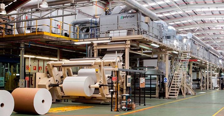 Una factoría papelera en Almazán./Lecta