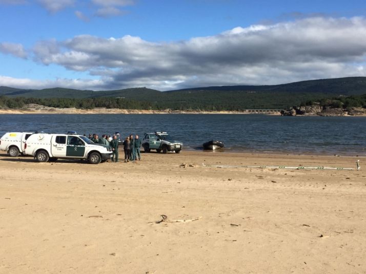 Búsqueda del joven ahogado en agosto en el pantano.