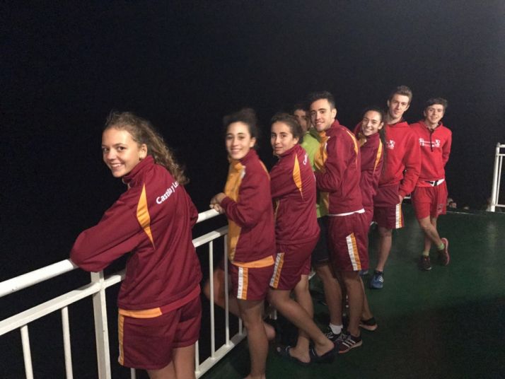 Atletas castellanoy leoneses que van a las pruebas de Melilla. /FCYL TRiatlón