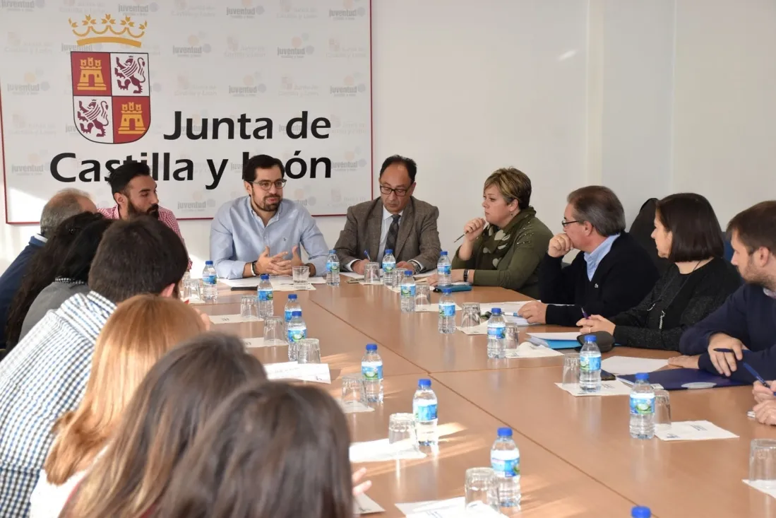 Imagen de la constitución de la mesa. 