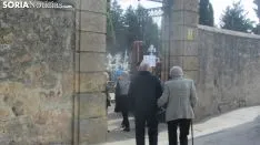 Cementerio de Soria, día de Todos los Santos. SN