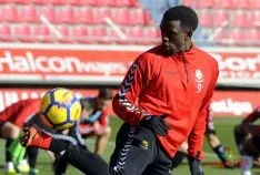 Foto 4 - Los errores propios provocan el tropiezo del Numancia
