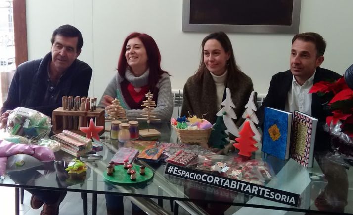 Asovica Fadess vuelve a abrir el espacio m&oacute;vil para comercializar sus productos artesanales 