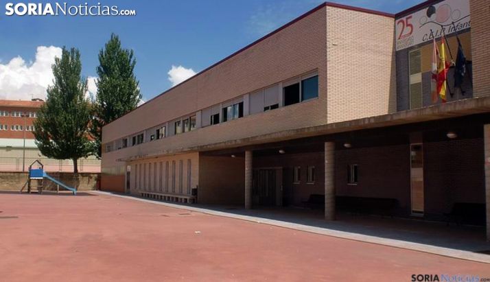 Patio del CEIP en una imagen de archivo. /SN