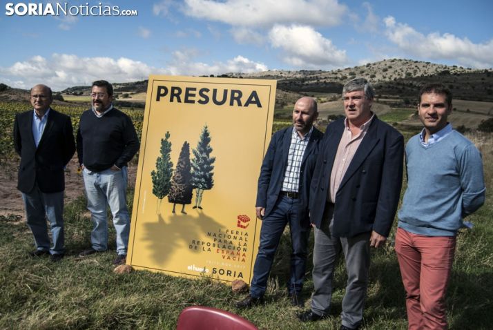 Imagen de la rueda de prensa de la presentación de Presura.