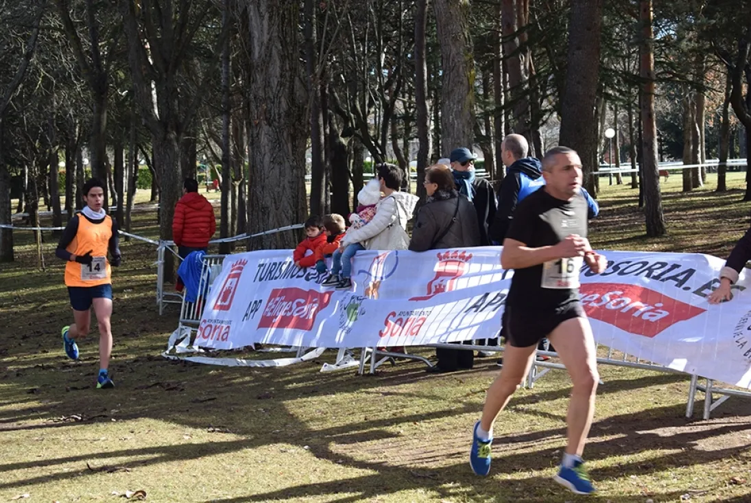 Foto 10 - Luis &Aacute;ngel Tejedor y Alicia Garijo, ganadores de la segunda prueba del circuito popular de campo a trav&eacute;s