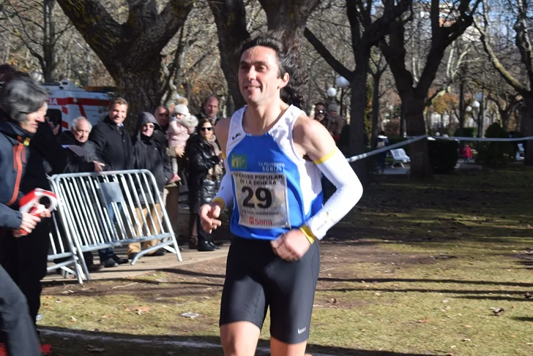 Foto 7 - Luis &Aacute;ngel Tejedor y Alicia Garijo, ganadores de la segunda prueba del circuito popular de campo a trav&eacute;s