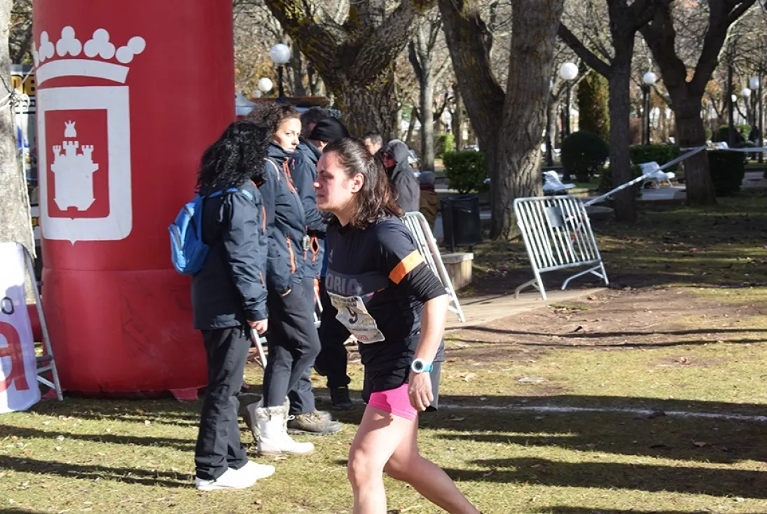 Foto 2 - Luis &Aacute;ngel Tejedor y Alicia Garijo, ganadores de la segunda prueba del circuito popular de campo a trav&eacute;s