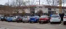 Foto 7 - Largas colas para conseguir las entradas del Numancia-Real Madrid