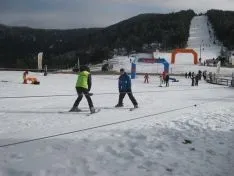 La nieve ha hecho disfrutar a grandes y pequeños