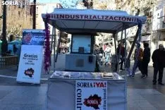 La plataforma Soria ¡Ya! felicitó las fiestas de Navidad en la Herradores.